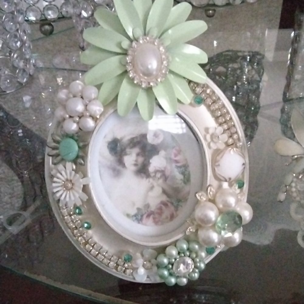 Handmade - Picture 2 of 4